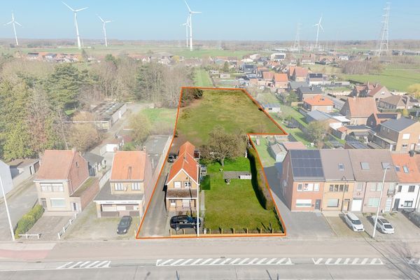 Huis
                                te koop
                                in Eeklo