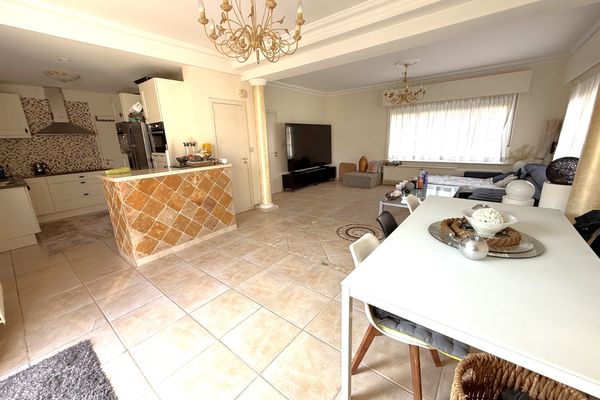 Woning
                            te koop in Deinze