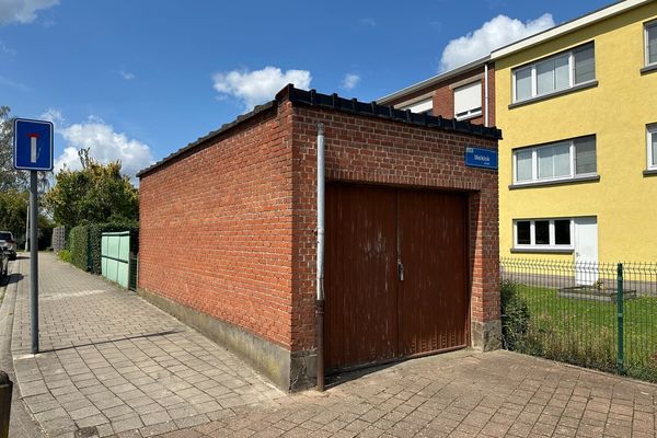 Garage
                            te koop in Boom