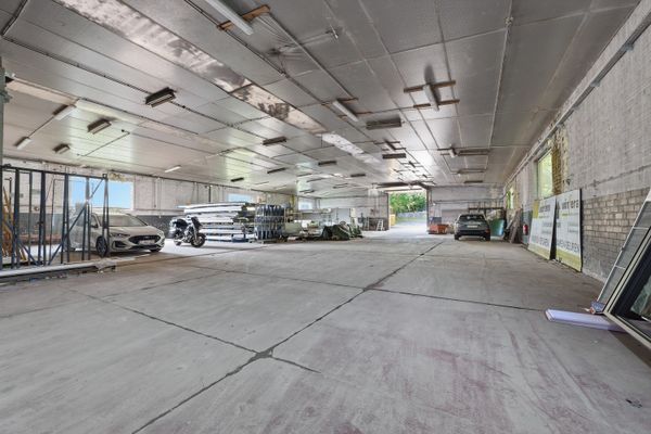 Industrieel te koop / Tongeren