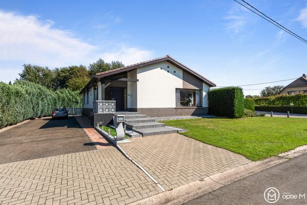 Huis
                                te koop
                                in Hasselt