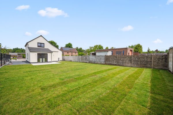 Huis te koop / Baal