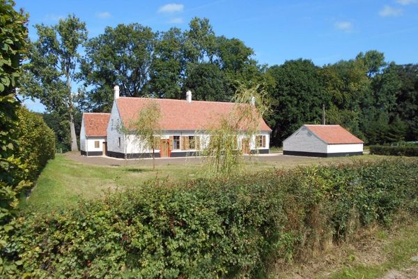 Woning verhuurd in Paulatem