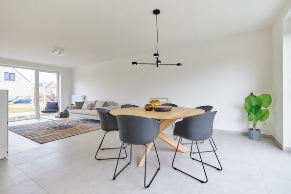 Huis
                                te koop
                                in Roeselare