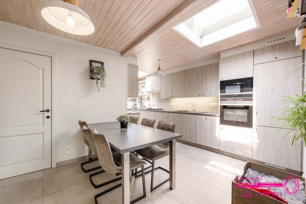 Huis
                                te koop
                                in Hulste