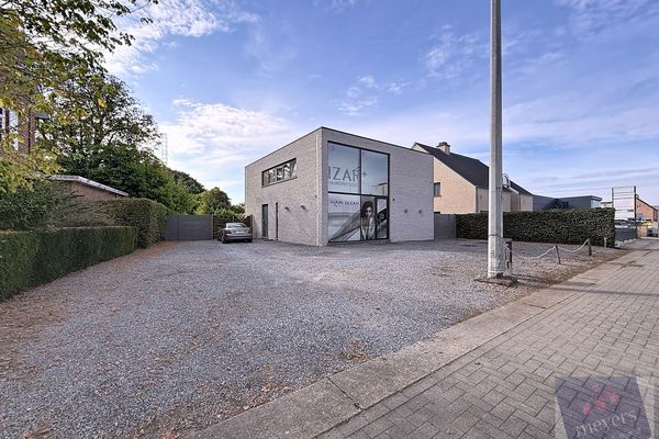 Commercieel te koop / Spalbeek