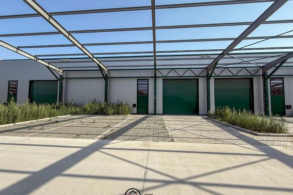 Estate main image