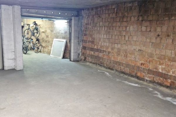 Garage te koop / Sint-Truiden