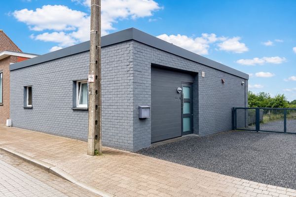 Huis
                                te koop
                                in Torhout