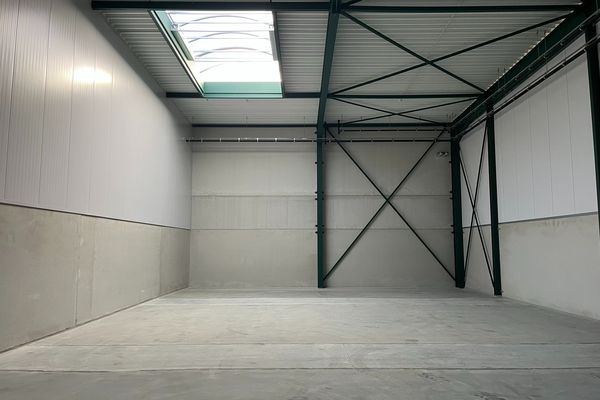 Industrieel te koop / Hasselt