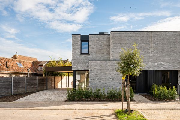 Huis
                                verhuurd
                                in Adegem