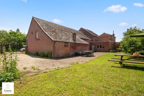 Huis
                                te koop
                                in Aarschot