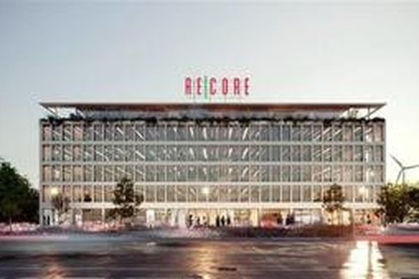 Industrieel te koop / Hasselt