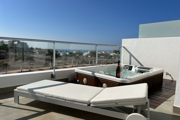 Appartement
                            te koop in La Caleta (Adeje)