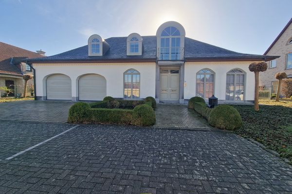 Estate main image