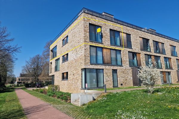 Estate main image