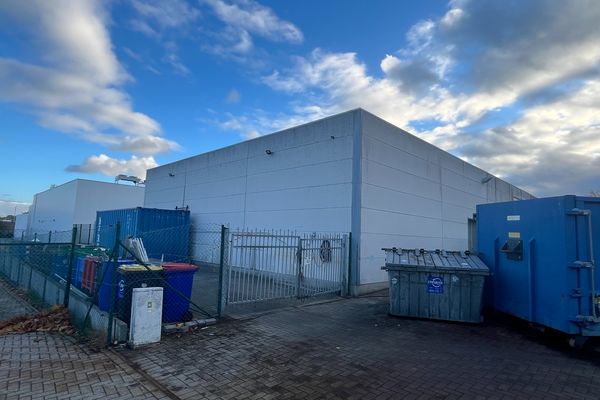 Industrieel te koop / Hasselt