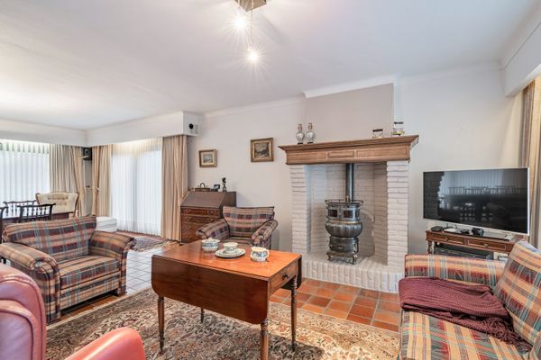 Estate main image