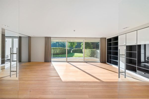 Estate main image