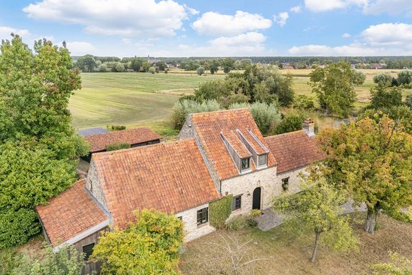 Estate main image
