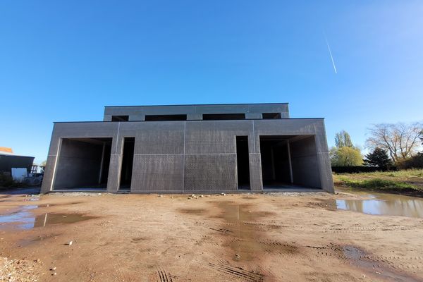 Commercieel
                                te huur
                                in Kortemark