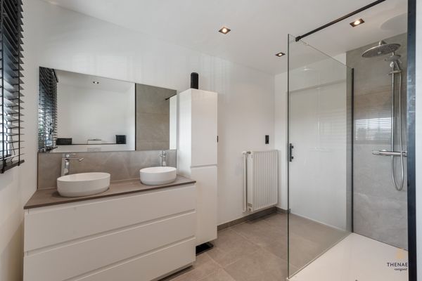 Huis te koop / Nieuwerkerken