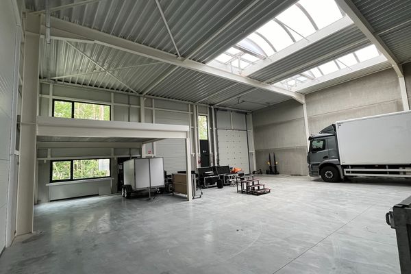 Industrieel te koop / Genk