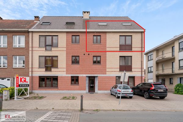 Estate main image