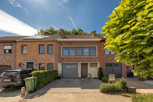 Estate main image