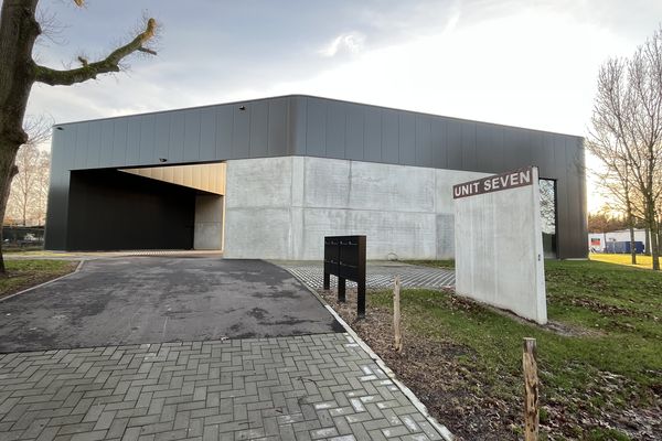 Estate main image