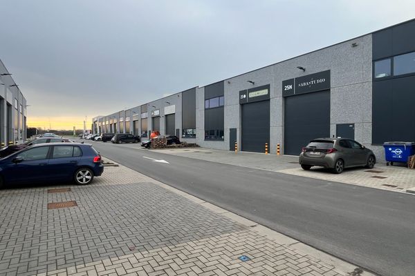 Industrieel te huur / Tienen