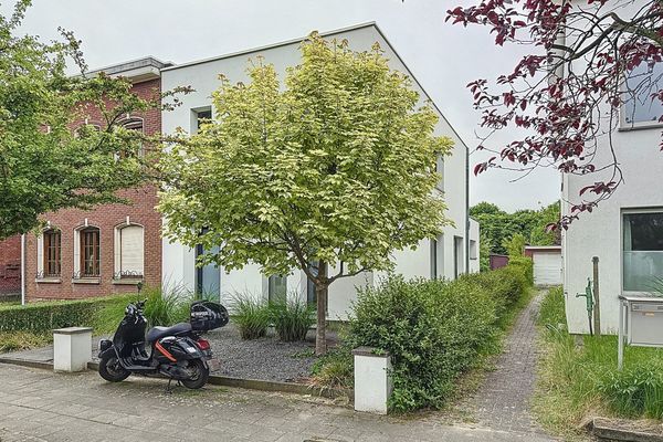 Koppelvilla
                            te huur in Wilrijk