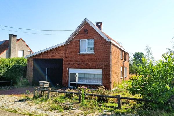 Estate main image