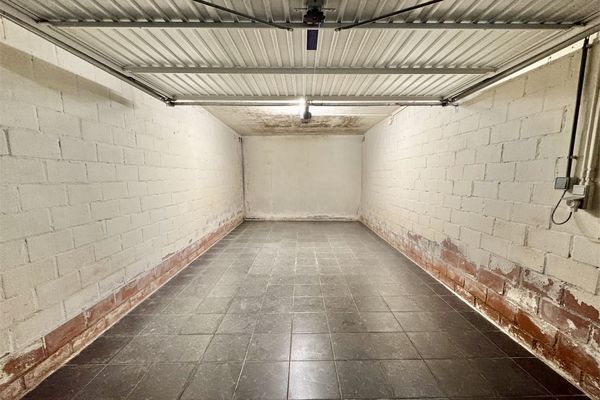 Garage te koop / Eeklo