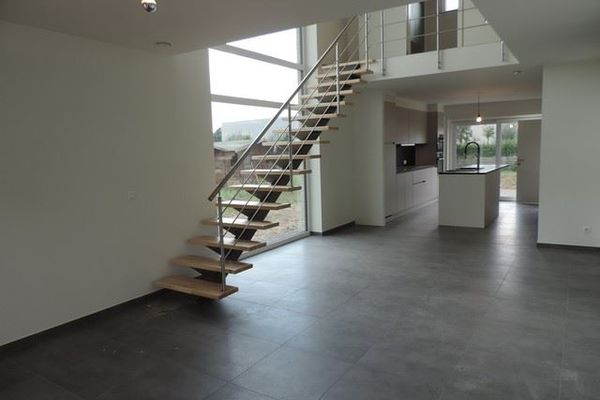 Huis verhuurd / Paal