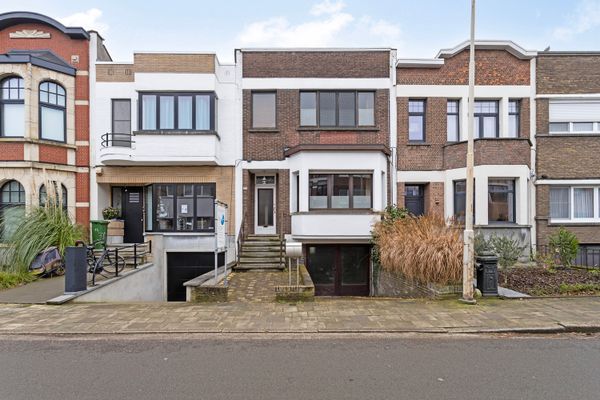 Estate main image