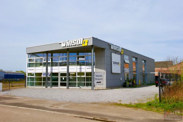 Bedrijfsgebouw
                            te koop in Hasselt