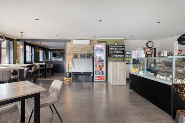 Commercieel te koop / Pelt