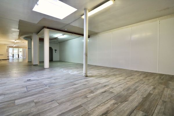 Commercieel te huur / Eeklo