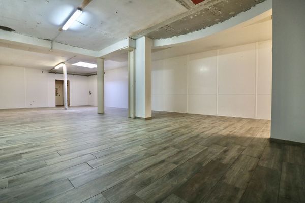 Commercieel te huur / Eeklo