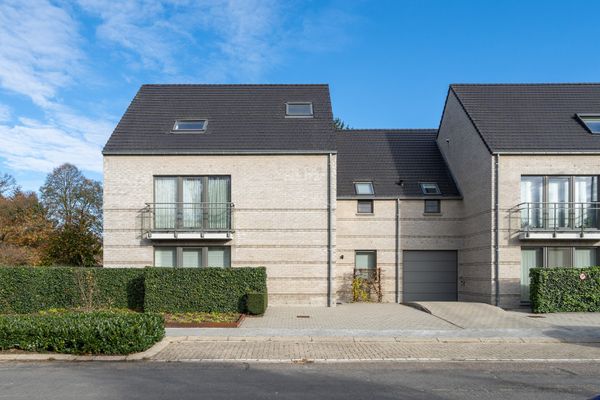 Estate main image