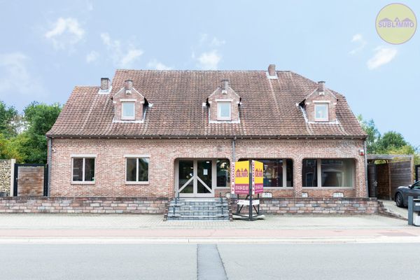 Handelspand met woonst
                            te koop in Geel