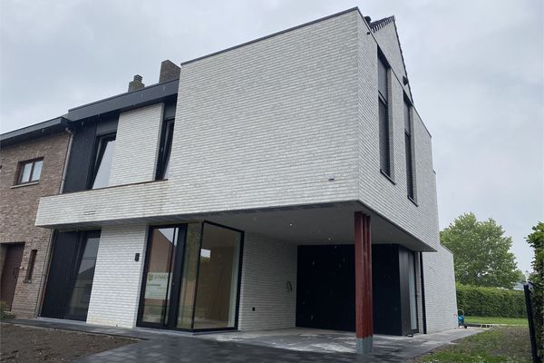 Project
                            verkocht in Kuringen