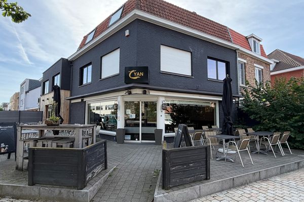 Handelspand
                            te huur in Sint-Kruis