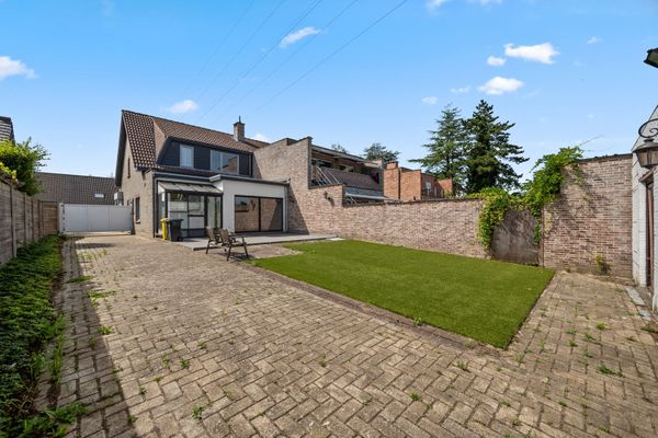 Huis te koop / Lint