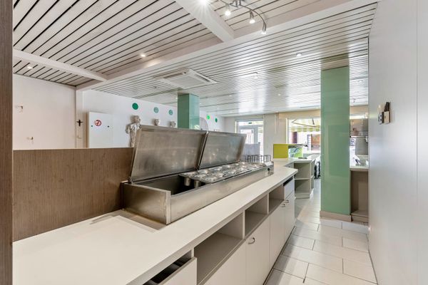 Commercieel te koop / Kortenaken