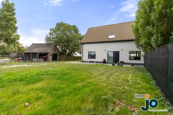 Huis
                                te koop
                                in Leffinge