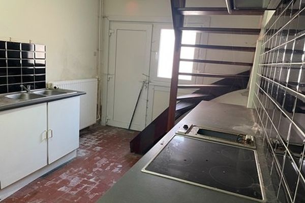 Commercieel te koop / Maaseik