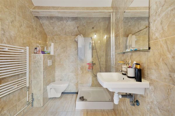 Huis te koop / Outer