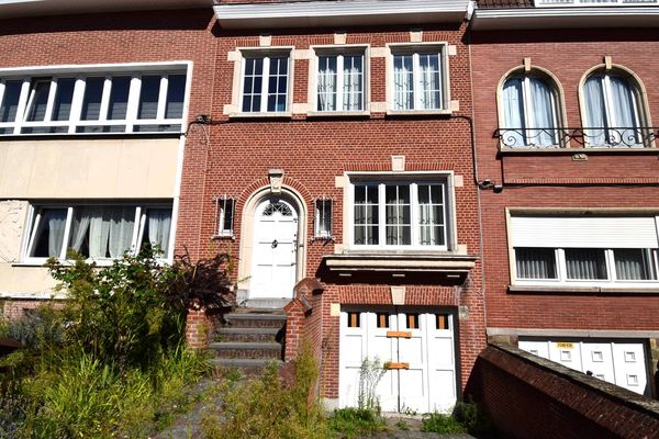 Huis te koop / Laken
